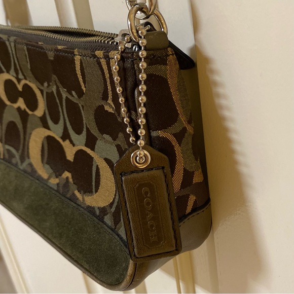 Coach Vintage Camouflage Monogram Wristlet - Picture 3 of 15
